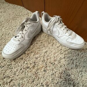 Nike White Leather Neutral Court Borough Low Sneakers Boys Size 7Y